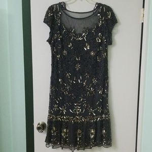 Pisarro Nights sz. 14 beaded and sequin dress